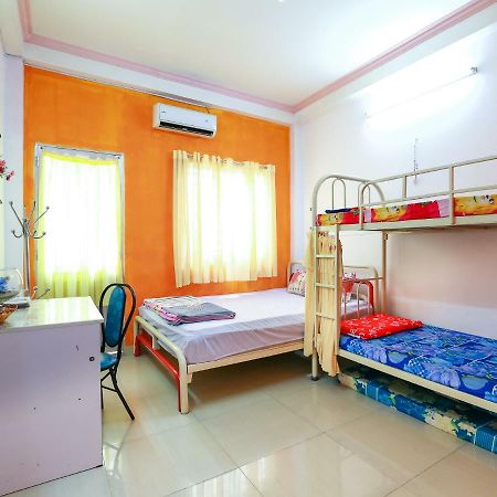 Color House Hostel مدينة هوشي منه المظهر الخارجي الصورة