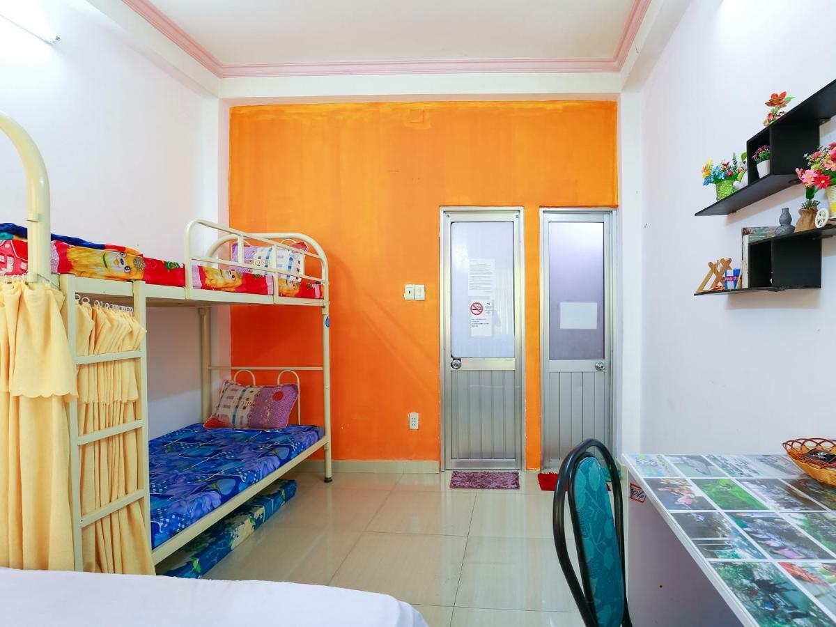 Color House Hostel مدينة هوشي منه المظهر الخارجي الصورة